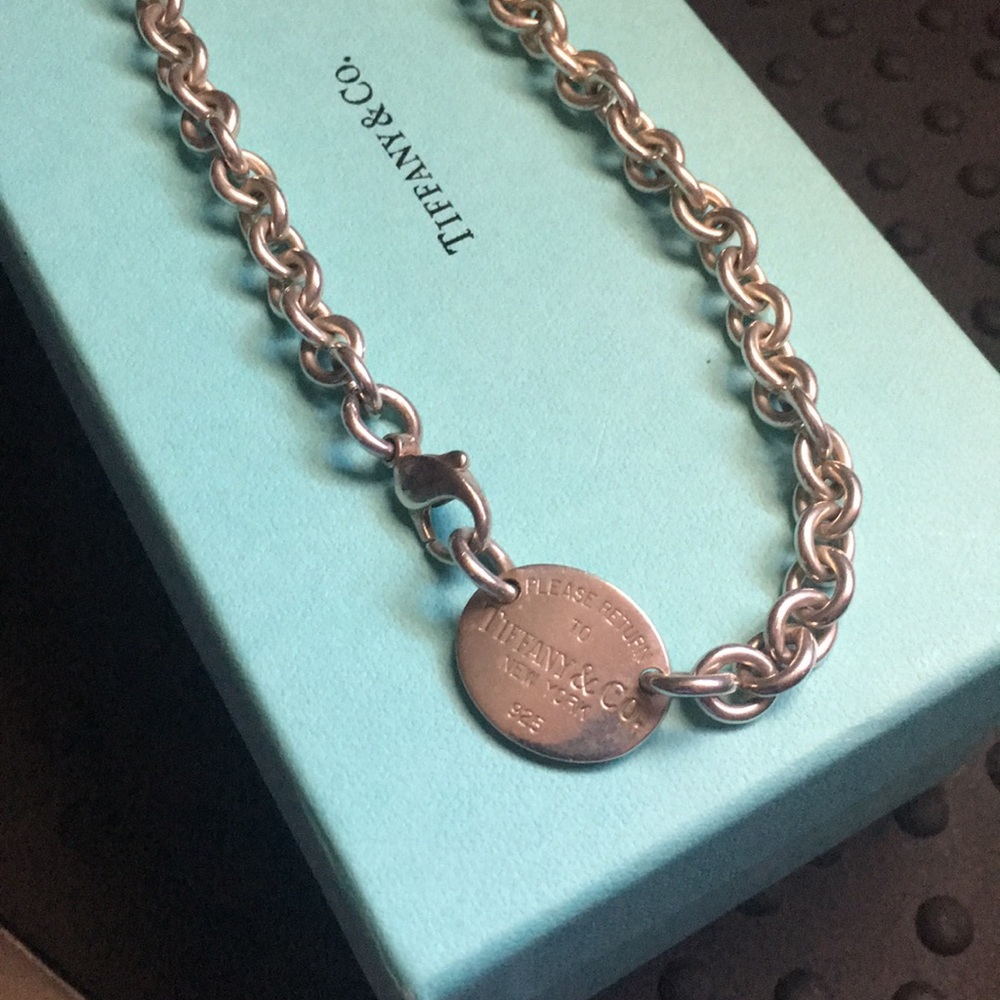 Tiffany Chocker